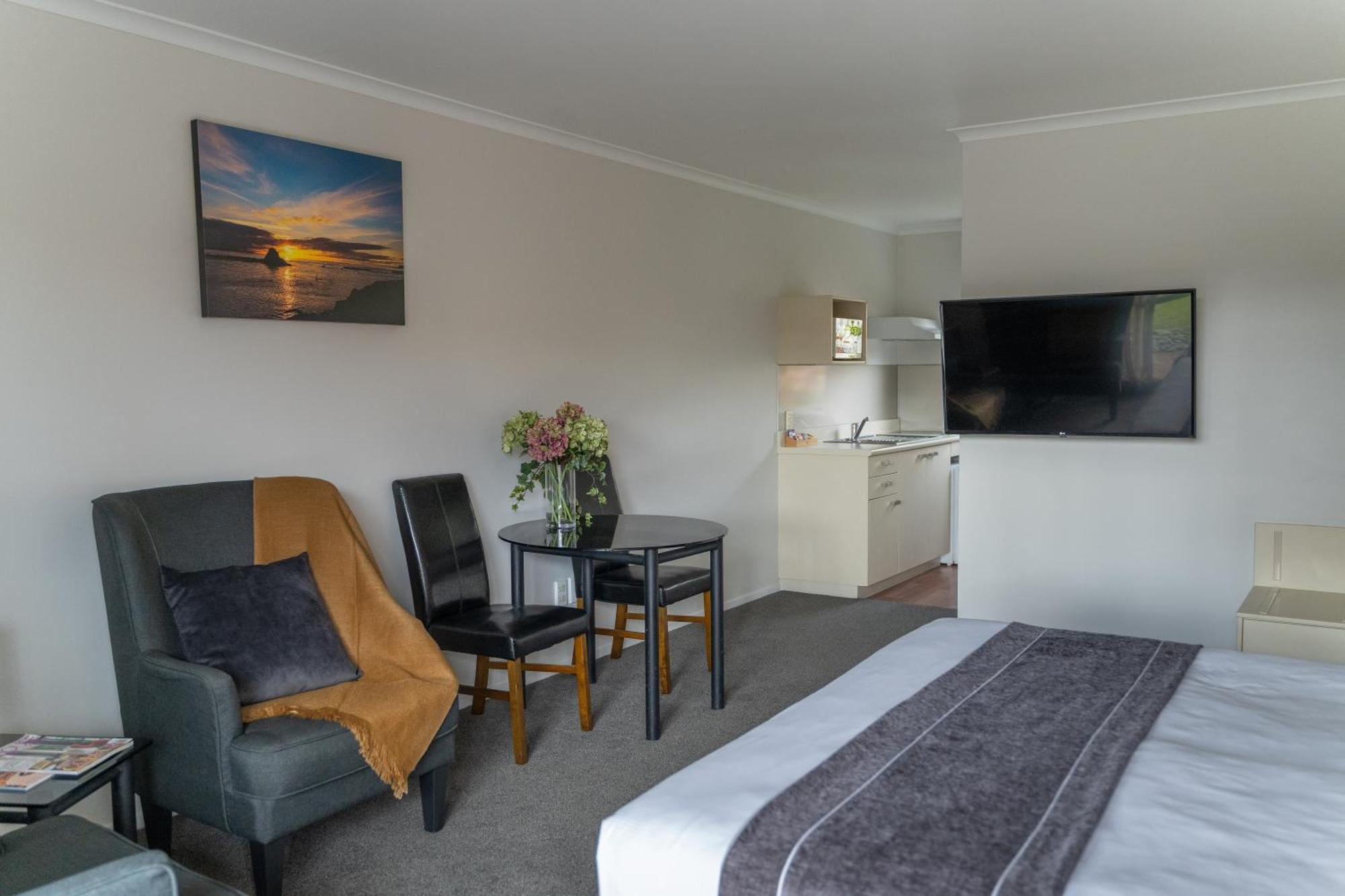 Pacific Coast Motor Lodge Whakatane Exterior photo