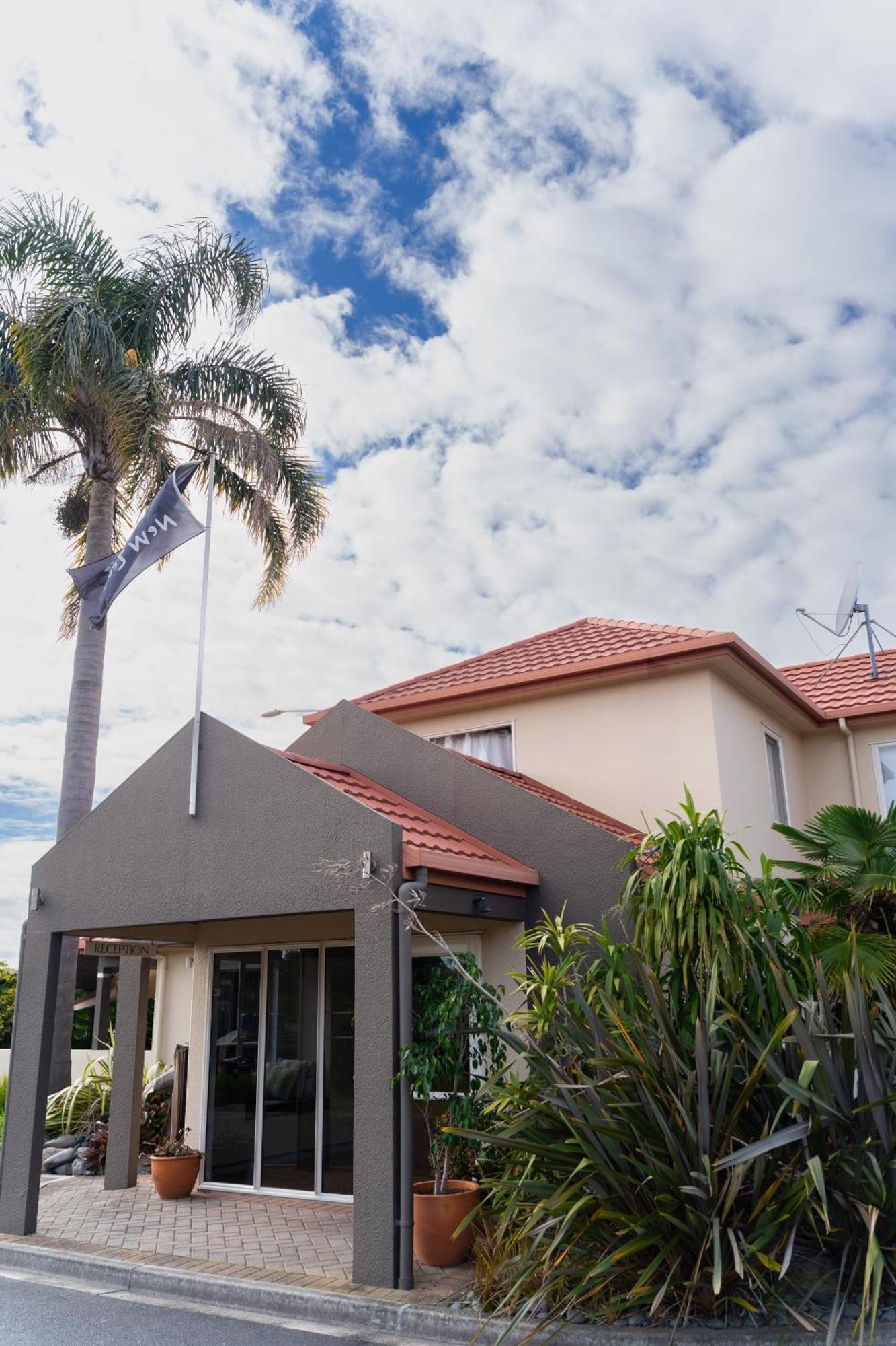 Pacific Coast Motor Lodge Whakatane Exterior photo
